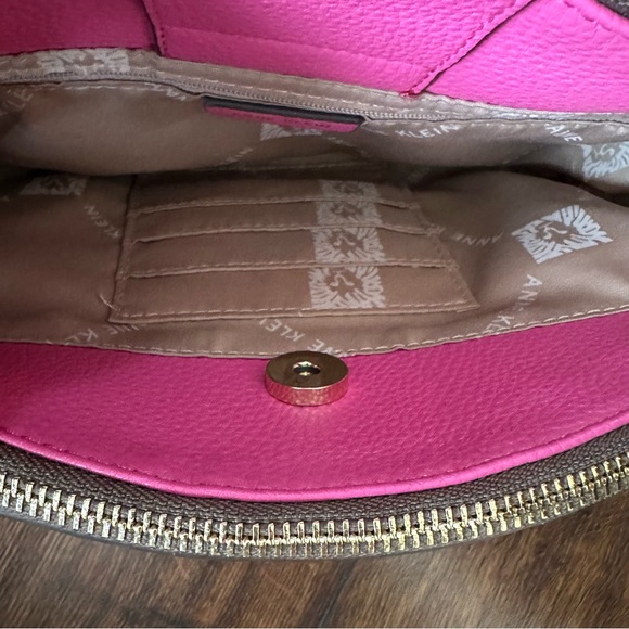 Anne Klein Logo Triple Compartment Crossbody Bag - Picture 9 of 9